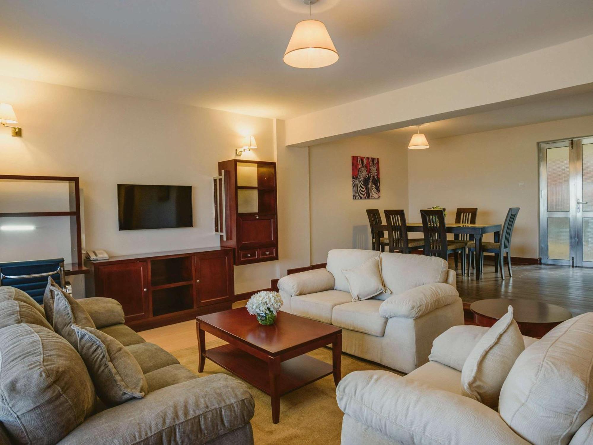 Moevenpick Hotel & Residences Nairobi Eksteriør billede