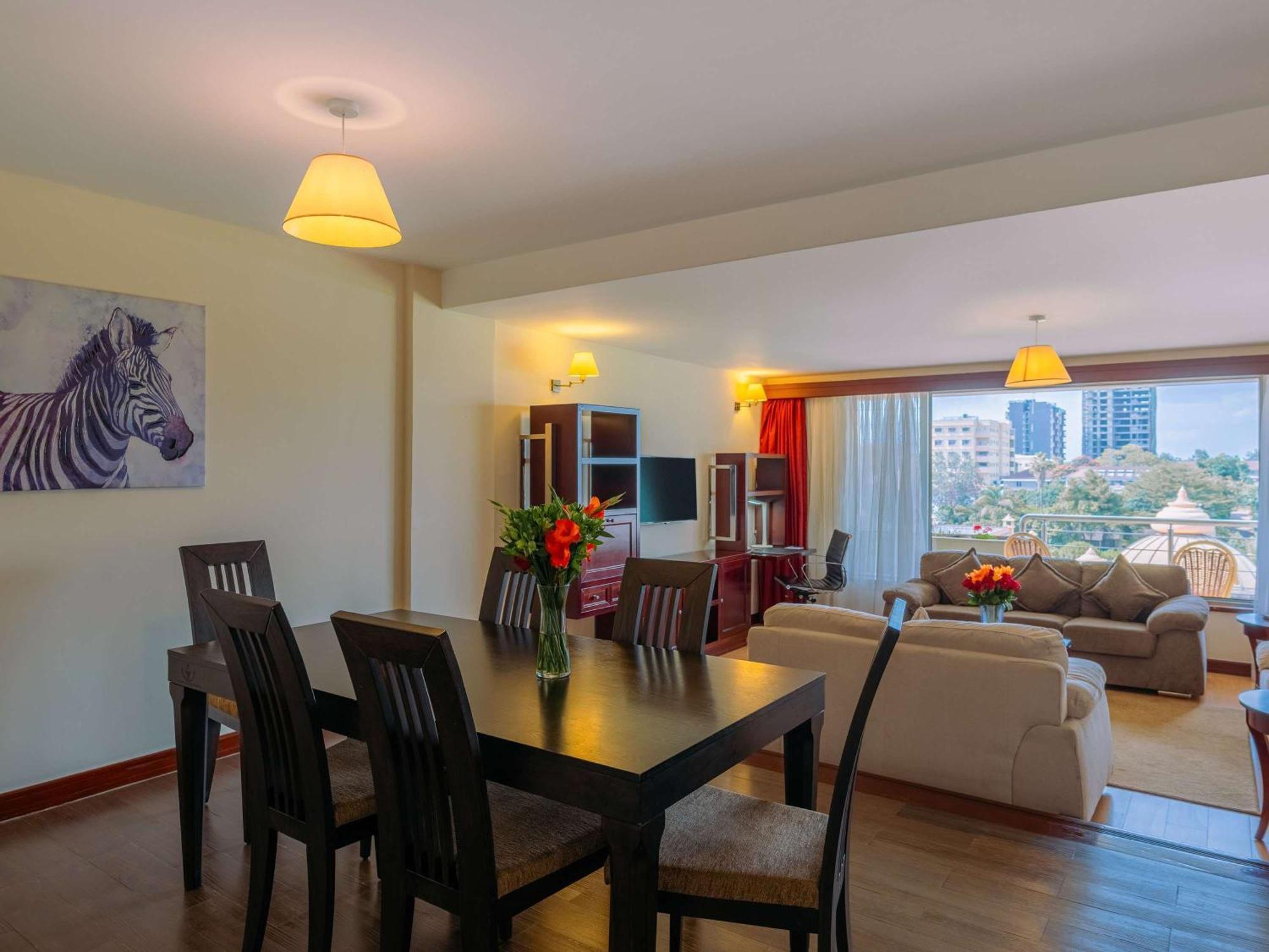 Moevenpick Hotel & Residences Nairobi Eksteriør billede