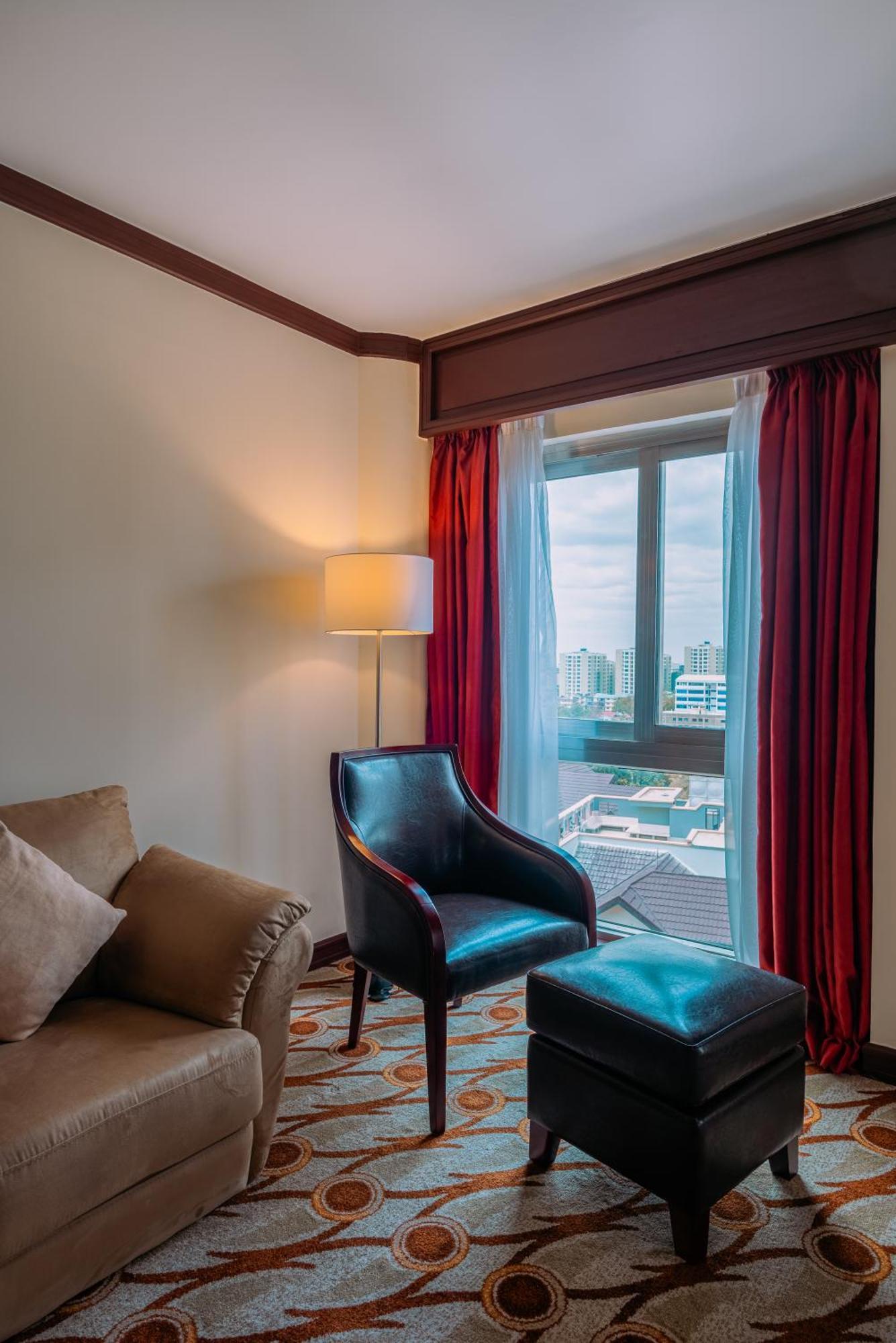 Moevenpick Hotel & Residences Nairobi Eksteriør billede